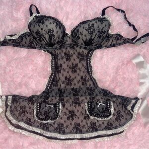 Victoria’s Secret  Elegant Black and pink Laced Lingerie piece